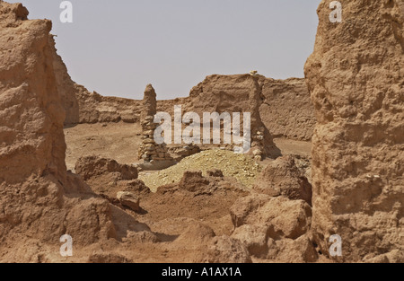 L'acqua e la vecchia città di Shaqra un Arabia Saudita Foto Stock