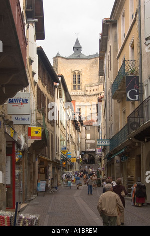 Scena di strada, Villefranche de Rouergue, 12, Aveyron, Massiccio centrale, Quercy, Francia, Europa Foto Stock