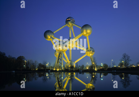 Atomium di Bruxelles, in Belgio Foto Stock