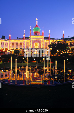 I Giardini di Tivoli, Copenhagen, Danimarca Foto Stock