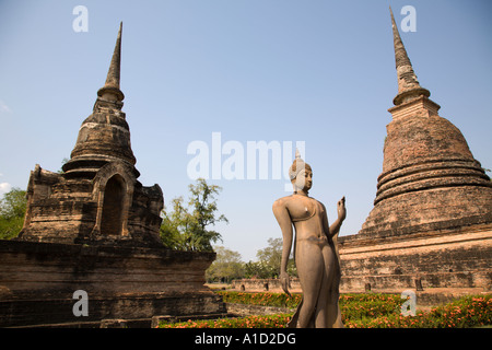 Wat Sa Si tempio, Sukhothai Historical Park, Thailandia Foto Stock