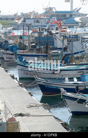 Marina, yacht, yachting, boat, barca, porto, vela, navigazione, montante, montanti, nave, posto barca, ormeggiata, Spagna, Spagnolo, baia di, r Foto Stock