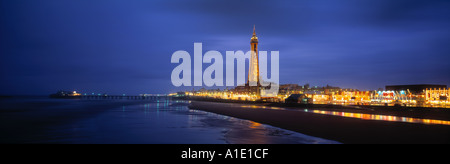 La Blackpool Tower, Blackpool, Lancashire, Inghilterra Foto Stock