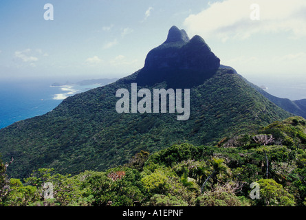 Montare Gower escursione guidata vista da Mt Gower di Mt Lidgbird e Isola di Lord Howe NSW Australia Foto Stock