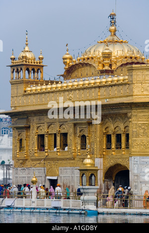 Il Tempio Dorato Complesso nella città Sikh di Amritsar nel Haryana e Punjab regione dell'India del Nord Foto Stock