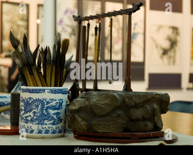 Calligraphy spazzole e strumenti in arte cinese Studio, Xi'an, Cina Foto Stock