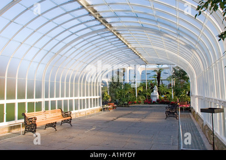 Restaurato di recente, il Palazzo Kibble glasshouse al Botanic Gardens Glasgow Scozia Scotland Foto Stock