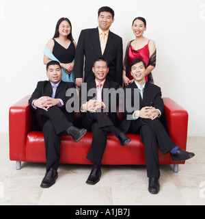 Ritratto di un gruppo di dirigenti aziendali in posa Foto Stock