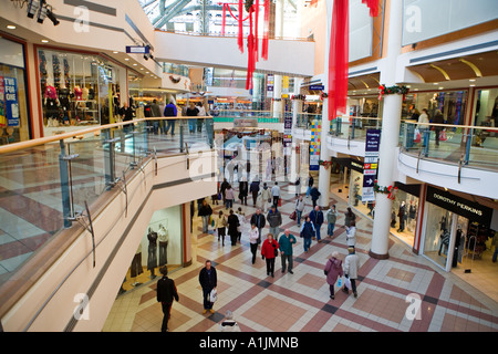 ST ENOCH shopping centre GLASGOW XMAS 2005 Foto Stock