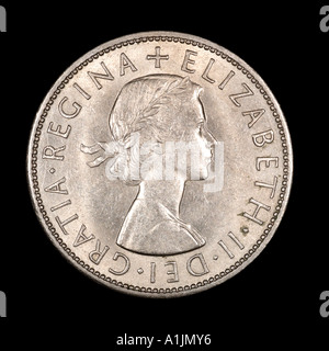 Queen Elizabeth II 2 pre 2 decimali due scellino 6 sei vecchio pence mezza corona luminosa d'argento 1967 Regina gratia testa da destra Foto Stock