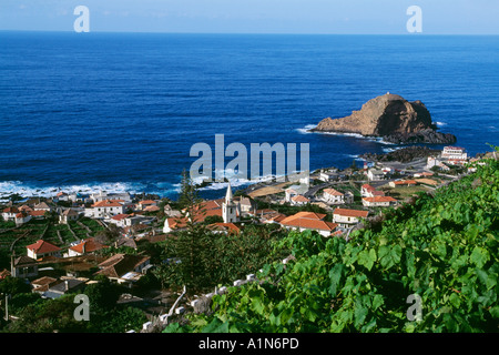 Vista generale di Porto Moniz Madeira Foto Stock