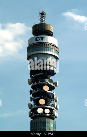 Londra telecomunicazioni BT Tower che prima di terrorismo incluso accesso pubblico a ristorante girevole e la visualizzazione di gallery Foto Stock