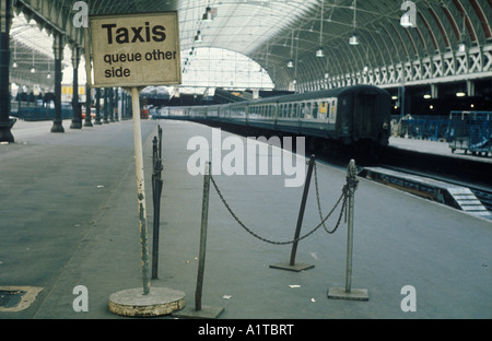 1970 Train Strike Londra UK . Stazione ferroviaria della linea principale di Paddington 14 maggio 1972 il primo sciopero nazionale inglese anni '70 HOMER SYKES Foto Stock