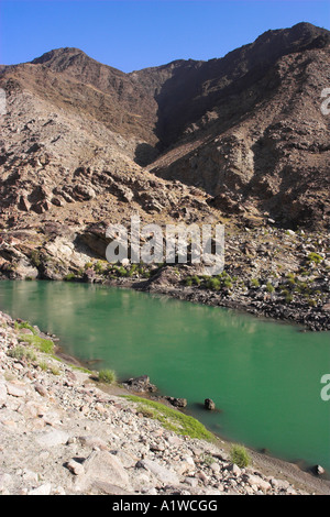 AFGHANISTAN fra Jalalabad e Kabul vicino a Jalalabad Kabul River Foto Stock