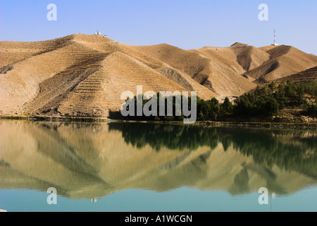 AFGHANISTAN fra Jalalabad e Kabul vicino a Jalalabad Kabul River Foto Stock