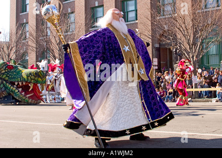 Il famoso Mummer's Parade a Filadelfia il primo giorno del nuovo anno 2005. Foto Stock