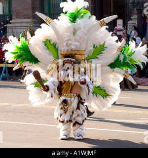 Il famoso Mummer's Parade a Filadelfia il primo giorno del nuovo anno 2005. Foto Stock
