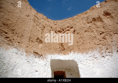 All'interno di troglodytes casa grotta nei pressi di Matmata città in Tunisia Foto Stock