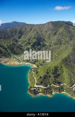 Ngakuta Bay e Queen Charlotte Drive Marlborough Sounds Isola del Sud della Nuova Zelanda antenna Foto Stock