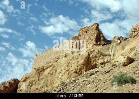 Le rovine di Chebika oasi nel Atlante Sahariano montagne, Tunisia Foto Stock