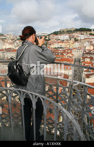 Il Portogallo, Lisbona, Cityview dall'Elevador de Santa Justa Foto Stock