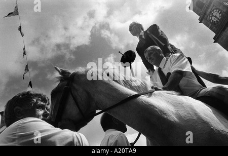 La Fiera di piangere, durante il comune festival di equitazione in Langholm, in Scottish Borders Foto Stock