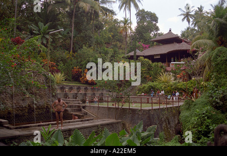 Molla di santo Tirta Empul in Tampaksiring, Bali, Indonesia, Asia Foto Stock