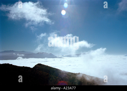 Vista al di sopra delle nuvole Foto Stock