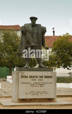 Statua di Dom Vasco da Gama Vidigueira Baixo Alentejo Portogallo Europa Foto Stock