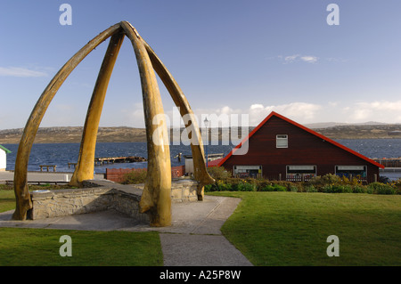 Osso di balena arch architettura memorial isole Falkland Port Stanley cattedrale della città di scheletro struttura edificio santa orazione Foto Stock