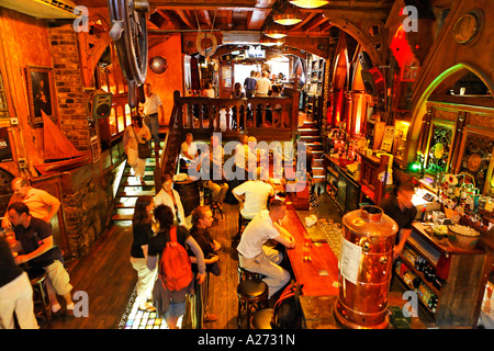 Pub i Quais, Galway, Galway, Irlanda Foto Stock