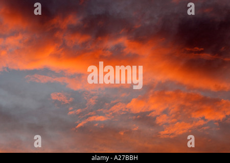 Le nuvole colorate al tramonto, Austria Foto Stock