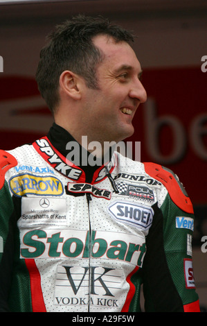 Michael Rutter sul podio nel 2006 British Superbike Foto Stock