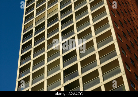 La città di Wienerberg, architettura moderna, torre di appartamenti Foto Stock