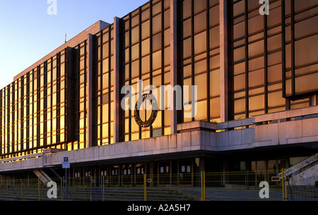 Germania Berlino ormai abbandonato Palast der Republik Foto Stock