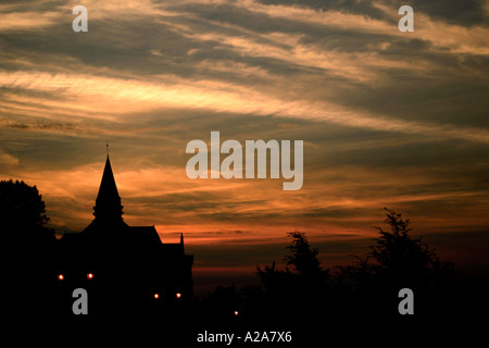 Rientrano nel giorno della collegiata Candes St Martin Foto Stock