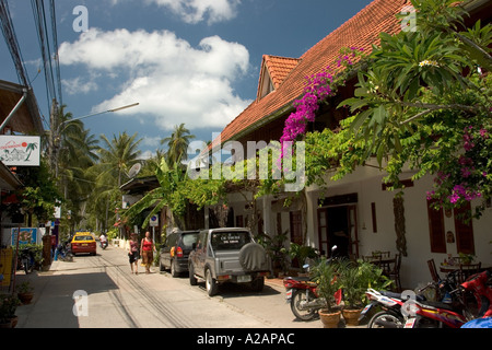 Thailandia Ko Samui Costa Nord di Bo Phut villaggio di pescatori waterfront tourist shopping street Foto Stock