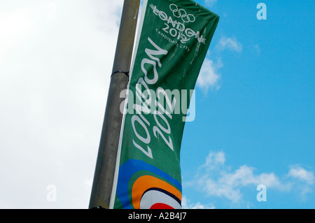 Olimpiadi di Londra 2012 offerta banner con un luminoso cielo blu in background Foto Stock