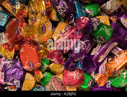 Le rose cioccolatini caramelle Foto Stock