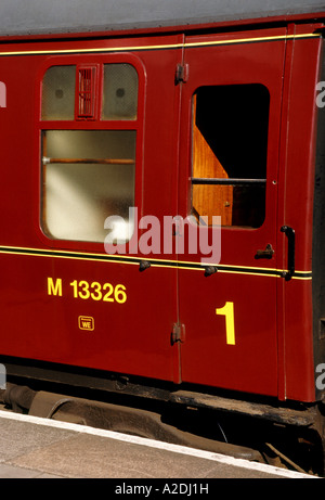 Vecchia ferrovia pullman PASSEGGERO ROTABILE SUL DISPLAY.GLOUCESTERSHIRE E WARWICKSHIRE FERROVIA A TODDINGTON. GLOUCESTERSHIRE. Regno Unito Foto Stock