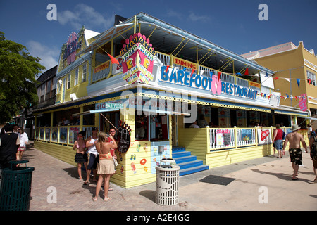 Popolari cafe appena fuori strada anteriore Philipsburg St Maarten caribbean west indies Foto Stock