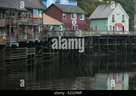 Stati Uniti d'America, Alaska, a sud-est di Alaska, KETCHIKAN: edifici sul Ketchikan Creek Boardwalk; Creek Street Foto Stock