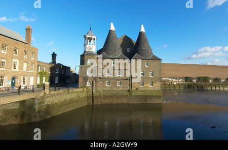 Mulino di clock su tre mulini isola Bow London REGNO UNITO Foto Stock