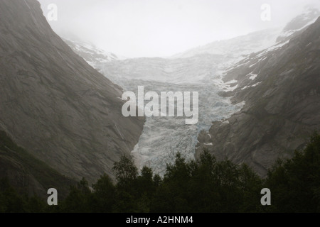 Briksdalsbreen glacier, Sogn og Fjordane, Norvegia Foto Stock