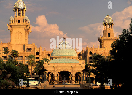 Africa, Sud Africa, nord-ovest della provincia, Sun City Resort, ingresso anteriore del Palace Hotel Foto Stock