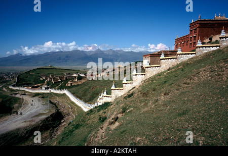 5 agosto 2006 - vista generale di Litang il Gompa Chöde monastero tibetano parte del nord della provincia di Sichuan in Cina. Foto Stock