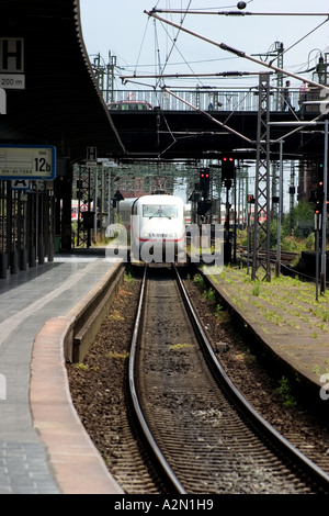 Intercity nella stazione principale Foto Stock