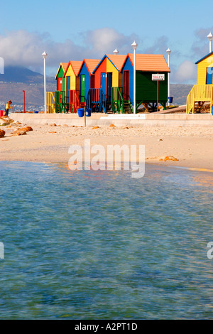 Pool di marea St James Beach nella Baia di False Città del Capo Sud Africa Foto Stock