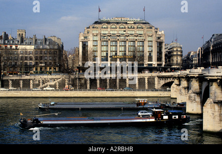 Paris La Samaritaine department store parigino di francia - francese Senna Foto Stock