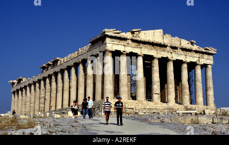 Il Partenone è un tempio della dea greca Athena, costruito nel V secolo a.c. sull'Acropoli ateniese Foto Stock